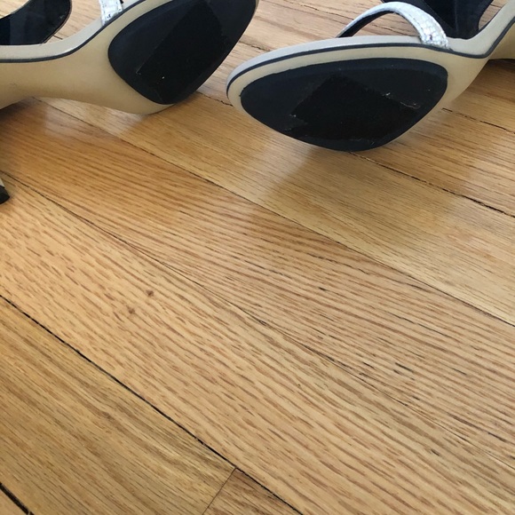 Armani Exchange sandals - 7 1/2 - Picture 7 of 8